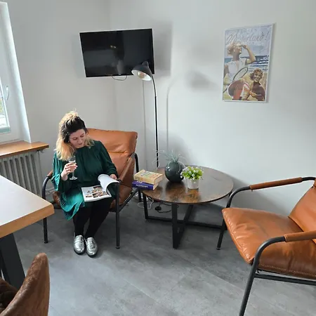Am 3*